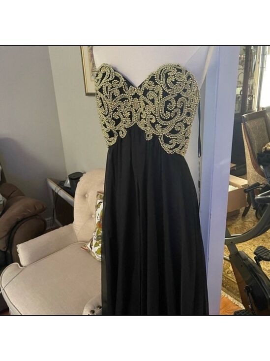 La Femme Dresses & Skirts - La Femme Black Chiffon Dress Good Beads